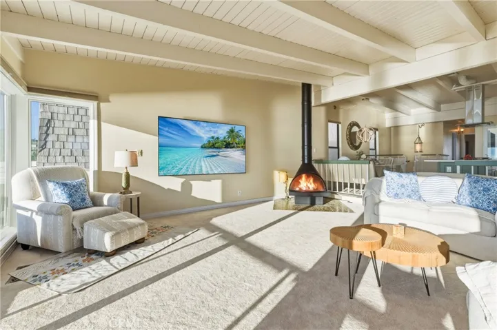 883 Katella, Laguna Beach, California 92651