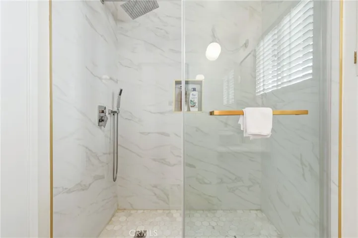 883 Katella, Laguna Beach, California 92651