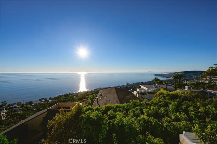 883 Katella, Laguna Beach, California 92651