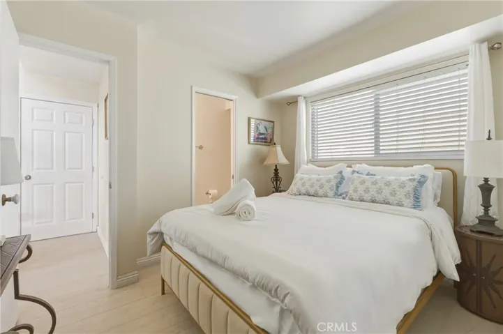 883 Katella, Laguna Beach, California 92651