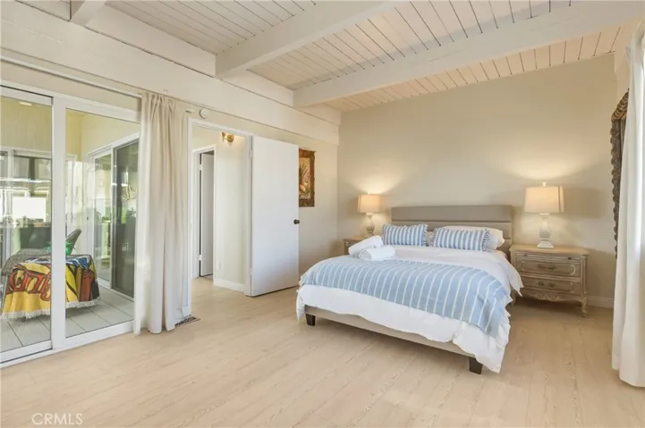 883 Katella, Laguna Beach, California 92651