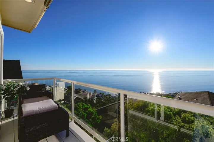 883 Katella, Laguna Beach, California 92651