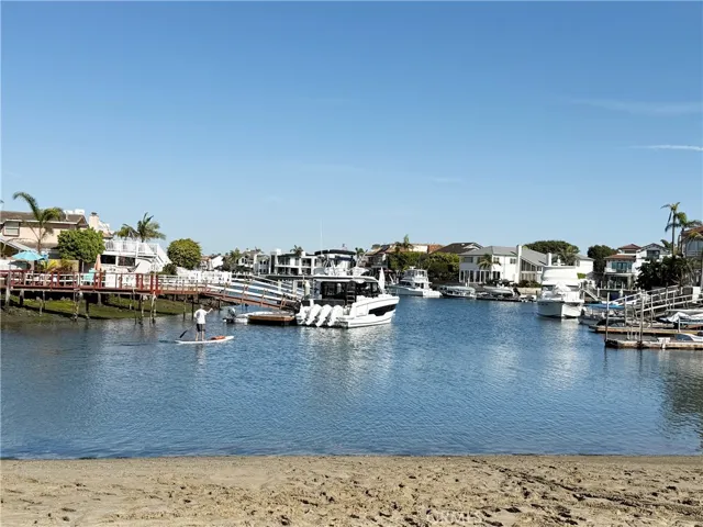 Kayak, paddle board rentals and water activities are available minutes in Huntington Harbor from the property