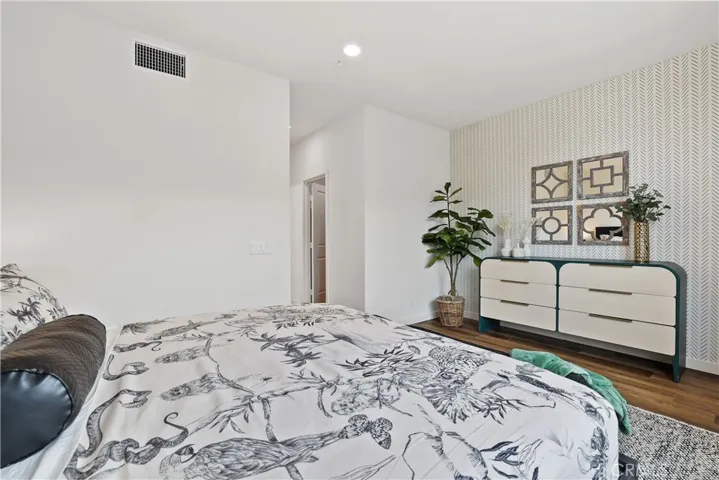 model home bedroom