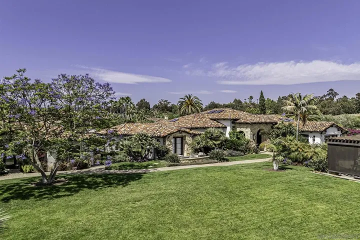 15823 The River Trail, Rancho Santa Fe, California 92067