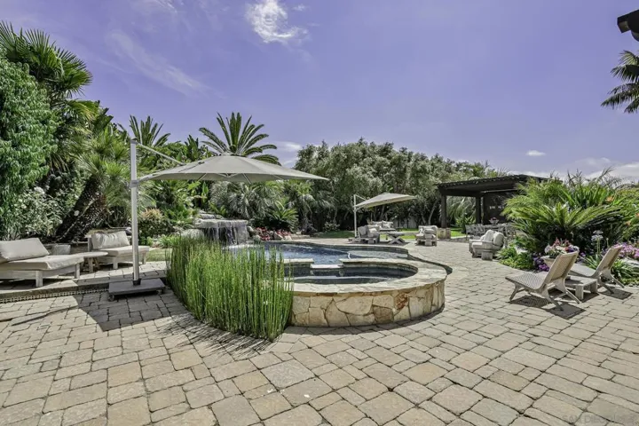 15823 The River Trail, Rancho Santa Fe, California 92067