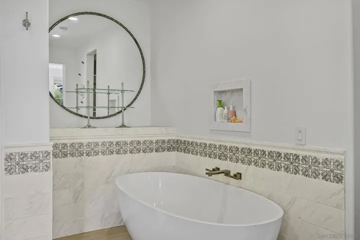 15823 The River Trail, Rancho Santa Fe, California 92067