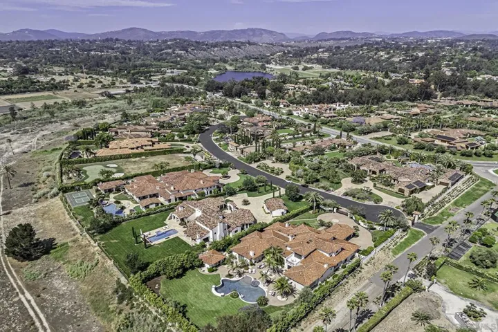 15823 The River Trail, Rancho Santa Fe, California 92067