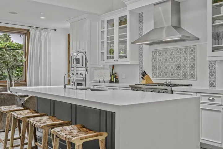 15823 The River Trail, Rancho Santa Fe, California 92067