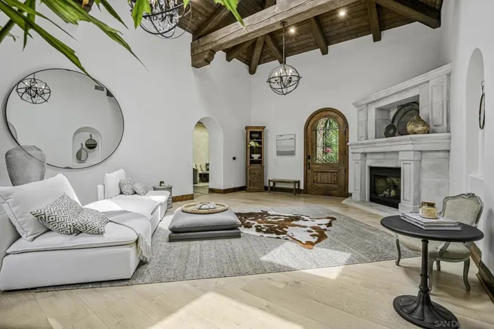15823 The River Trail, Rancho Santa Fe, California 92067