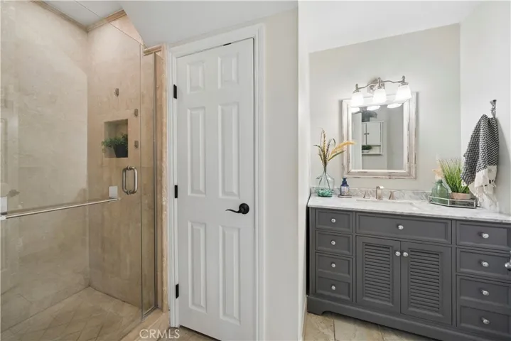 Downstairs Bathroom