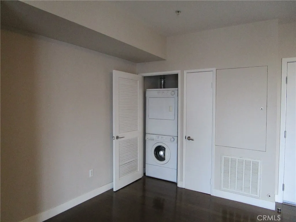 Indoor laundry