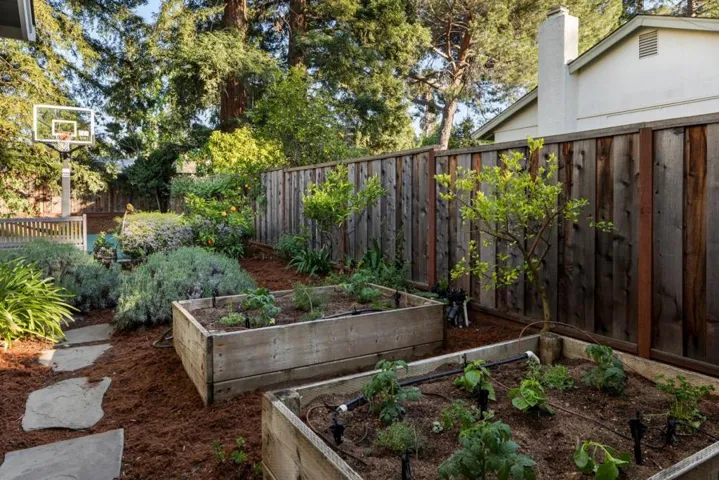 963 Wing Place, Stanford, California 94305
