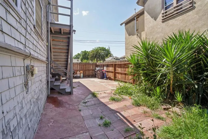 905 N Commerce Street, Stockton, California 95202