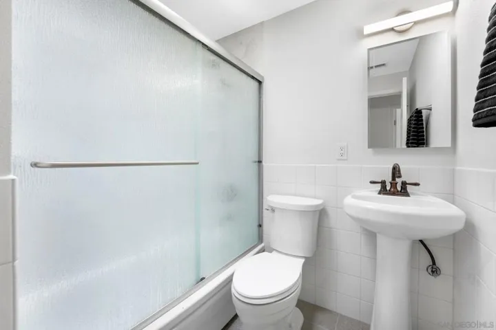 Guest bath