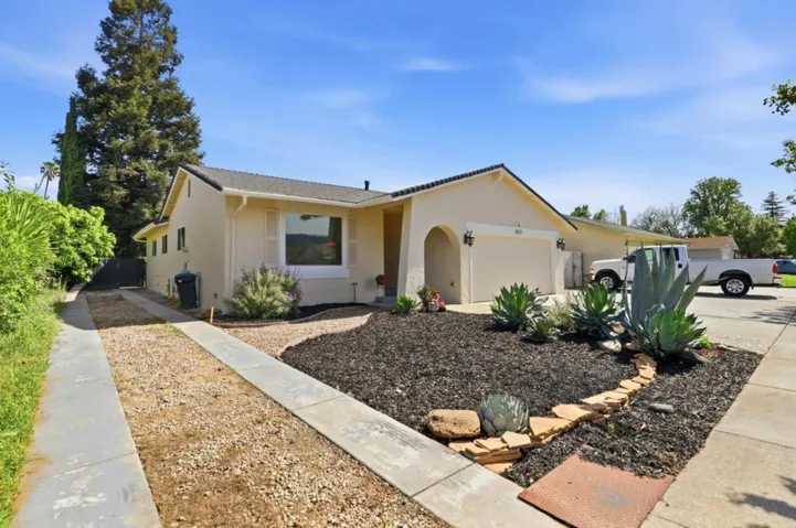 833 Welburn Avenue, Gilroy, California 95020