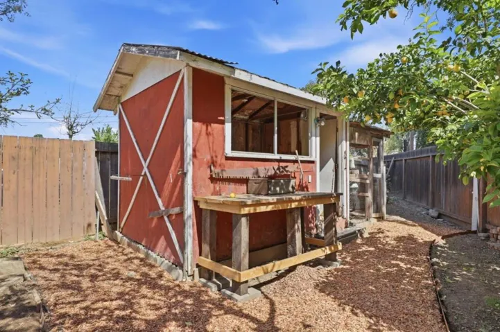 833 Welburn Avenue, Gilroy, California 95020