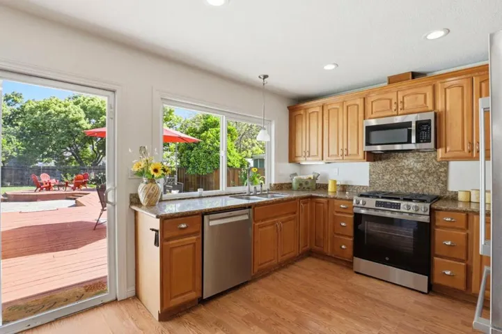 833 Welburn Avenue, Gilroy, California 95020