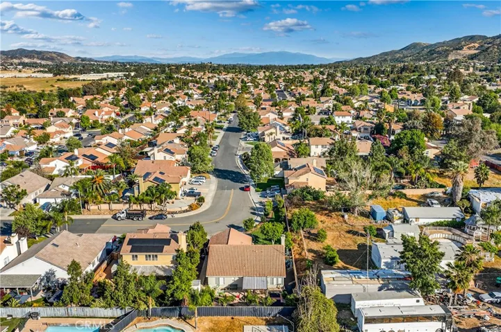 32445 Stonewood Way, Lake Elsinore, California 92530