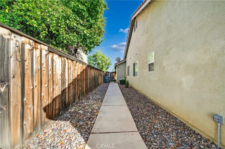 32445 Stonewood Way, Lake Elsinore, California 92530
