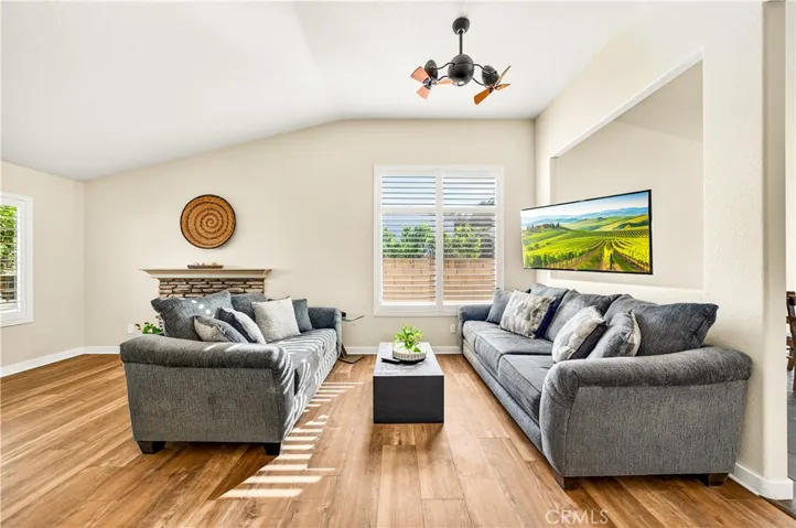 32445 Stonewood Way, Lake Elsinore, California 92530