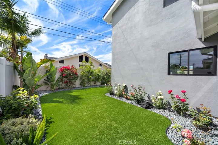 17551 Griffith, Huntington Beach, California 92649