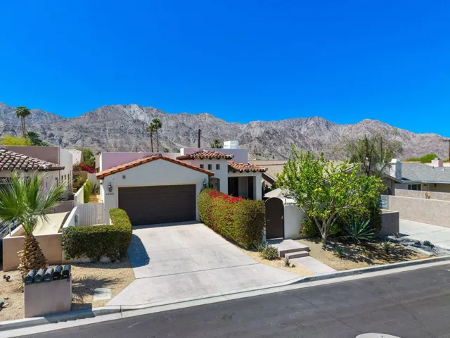 41-web-or-mls-DB_Mendoza_0425_OPMG_003