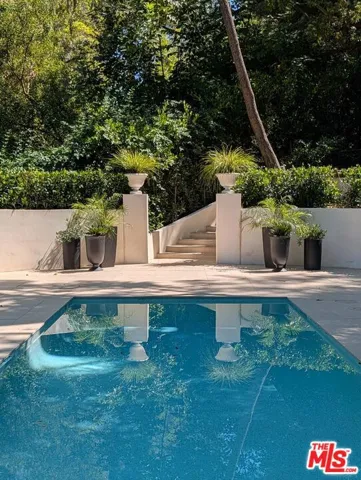 943 Moraga Drive, Los Angeles, California 90049