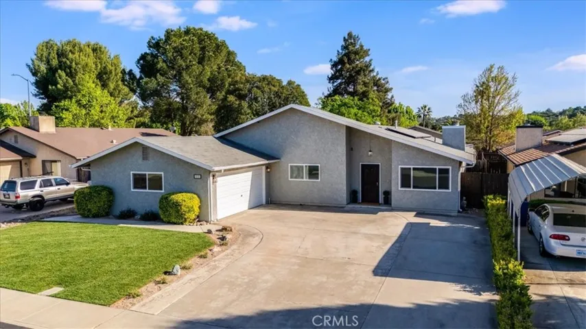 818 Wade, Paso Robles, California 93446