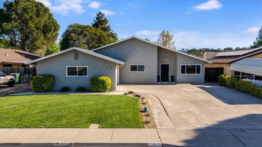 818 Wade, Paso Robles, California 93446
