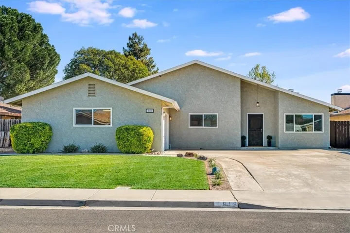 818 Wade, Paso Robles, California 93446