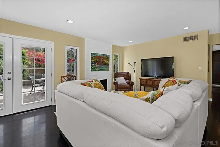 2953 Courser Ave, San Diego, California 92117