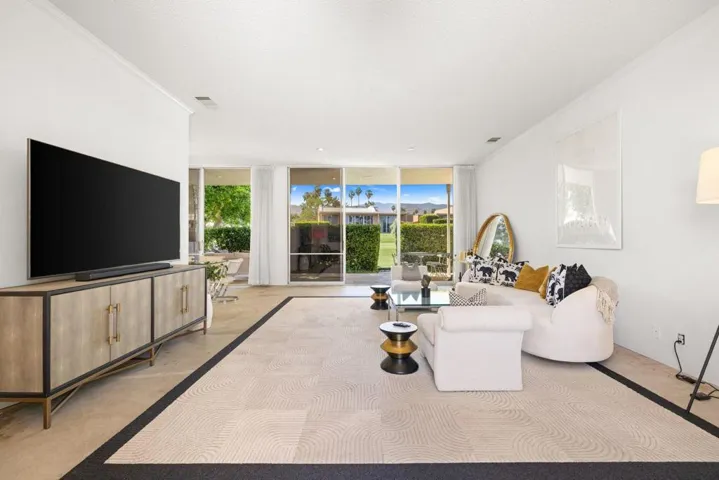 009_28-print-_g4a0953_751