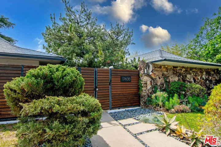 17600 Lemarsh Street, Northridge, California 91325
