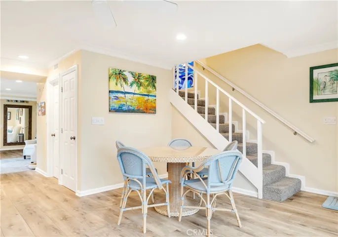 325 Grand Canal, Newport Beach, California 92662