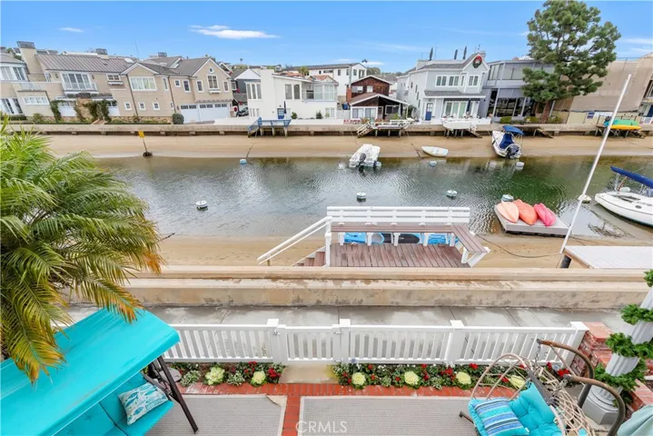 325 Grand Canal, Newport Beach, California 92662