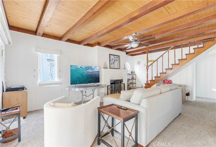 Second living room upstairs