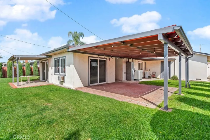 2726 E Diana Avenue, Anaheim, California 92806