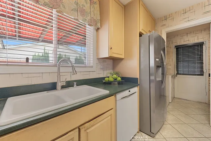 2726 E Diana Avenue, Anaheim, California 92806