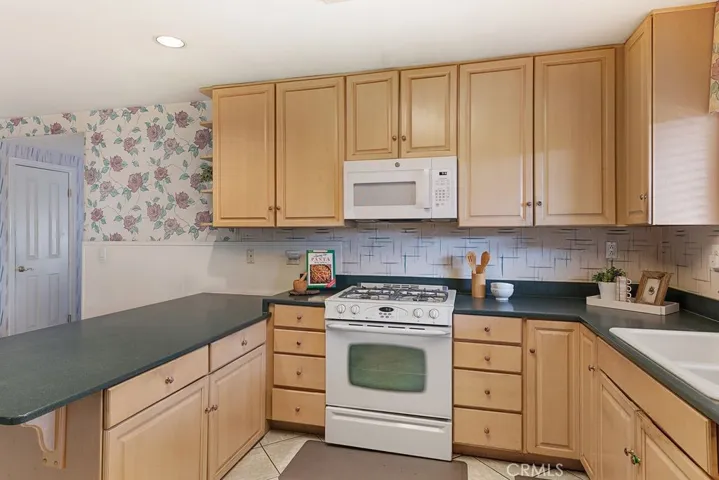 2726 E Diana Avenue, Anaheim, California 92806