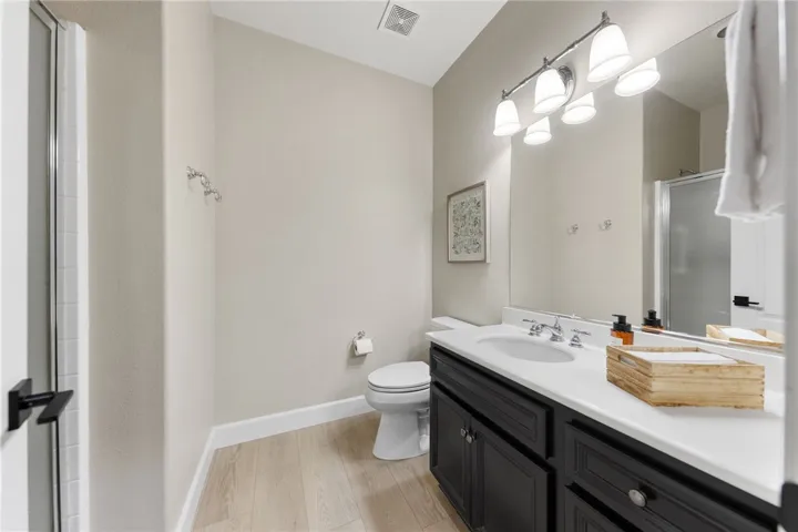 Secondary bath on the main floor with walk-in shower(bath 2)