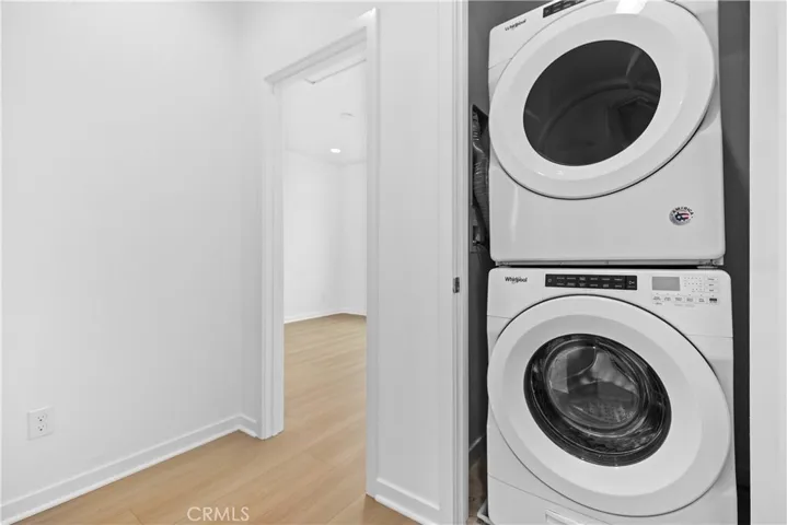 Washer/dryer - 3rd fl
