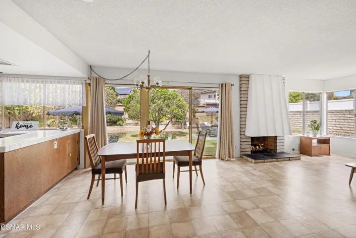 Family room dining