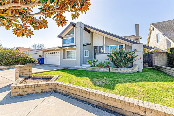5316 Vista Real, Cypress, California 90630