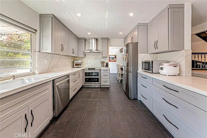 5316 Vista Real, Cypress, California 90630