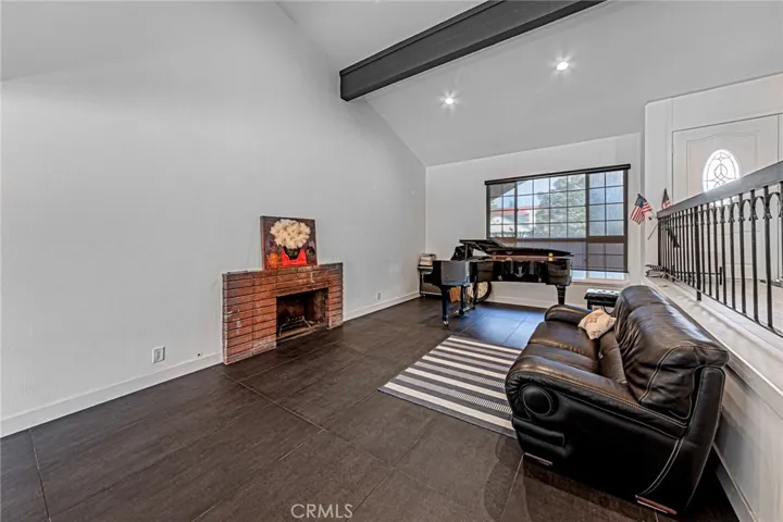 5316 Vista Real, Cypress, California 90630