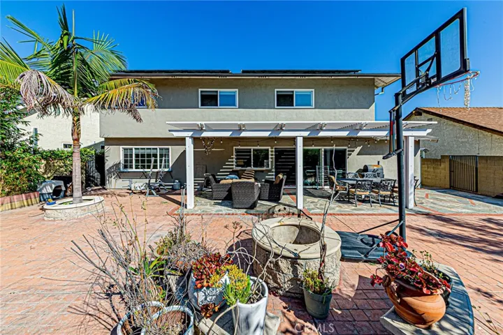 5316 Vista Real, Cypress, California 90630