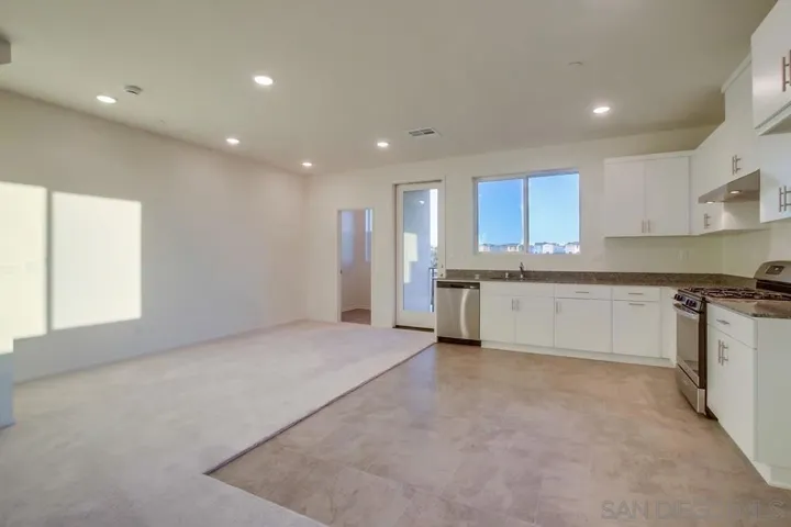 5305 Seacliff Pl #3 3, San Diego, California 92154