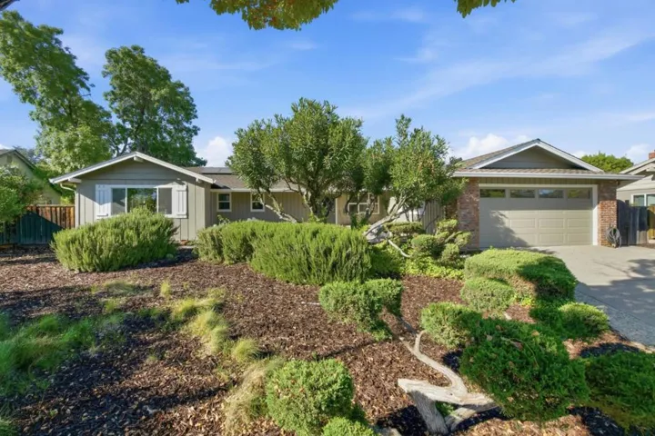 939 Cherrystone Drive, Los Gatos, California 95032