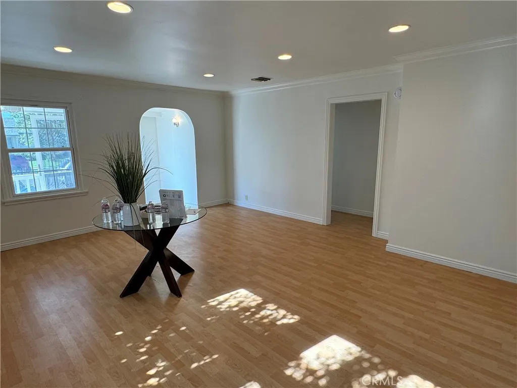 2236 N Manning, Burbank, California 91505 — photo 4